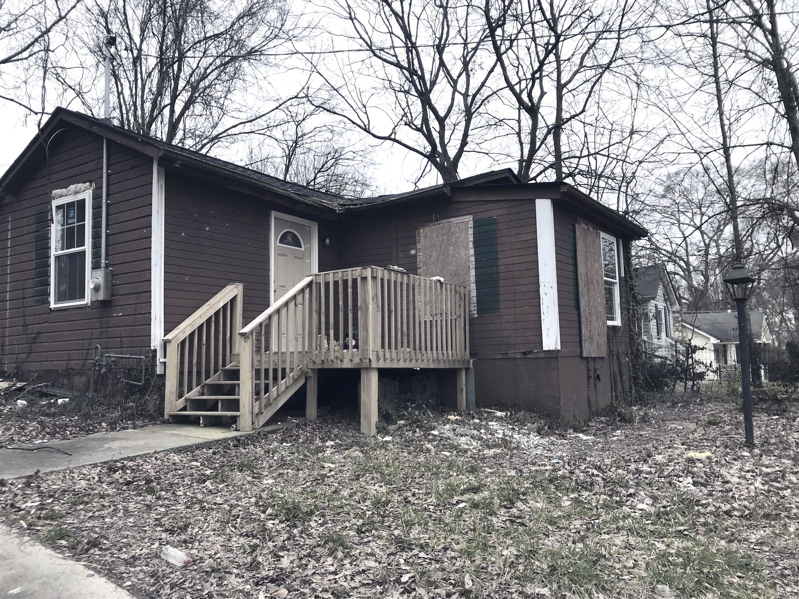 A vacant single-family house in south-west Atlanta before acquisition